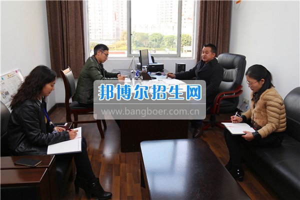重慶機(jī)械電子技師學(xué)院紀(jì)委召開工作會(huì)