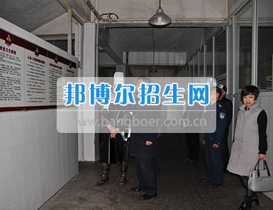 川汽院大事件四川汽車職業(yè)技術(shù)學院開展安全工作大檢查