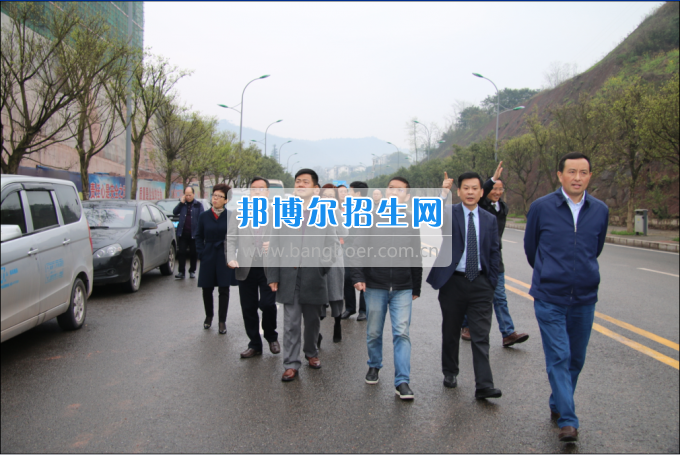 重慶市巴南職業(yè)教育中心市教委副主任黎德龍考察巴南職教中心新校區(qū)建設情況