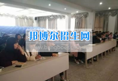 樂山市旅游學校提升安全意識,構建和諧校園
