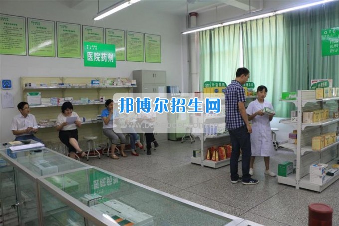 四川衛(wèi)生康復(fù)職業(yè)學(xué)院校企合辦營銷技能大賽，共促學(xué)生營銷技能提升