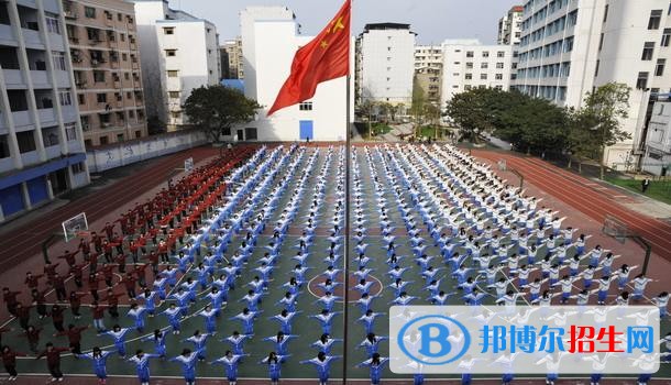 南充中等專(zhuān)業(yè)學(xué)校2018年報(bào)名條件、招生對(duì)象