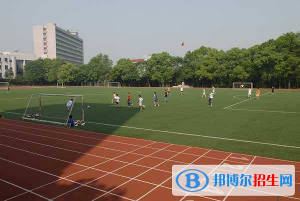南充職工大學(xué)2018年報名條件、招生對象