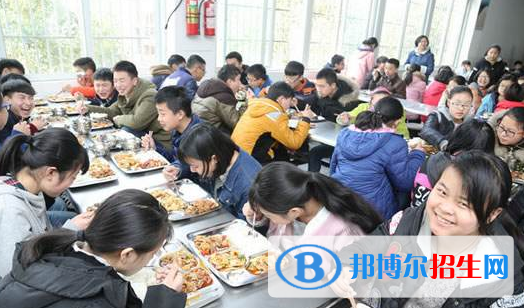 綿陽(yáng)機(jī)電工程學(xué)校宿舍條件
