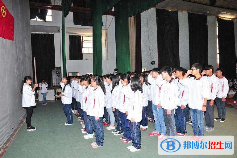 紅河州財(cái)經(jīng)學(xué)校2018年報(bào)名條件、招生對(duì)象