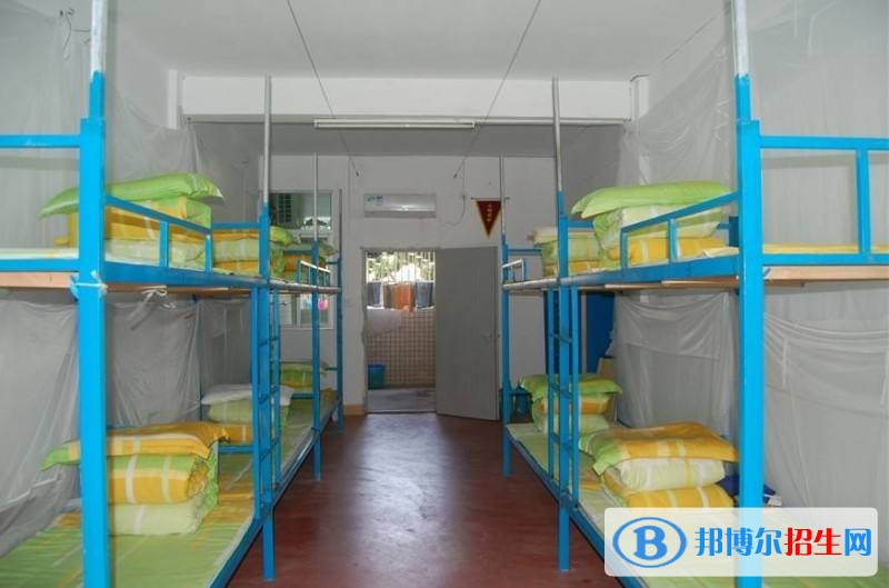 國營七三三廠電子技工學校宿舍條件