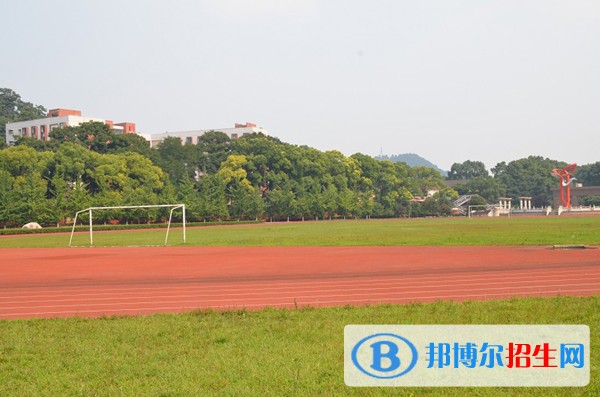 重慶機(jī)械電子高級(jí)技工學(xué)校招生辦聯(lián)系電話