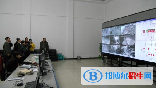 重慶松藻技工學(xué)校2018年報(bào)名條件、招生對(duì)象