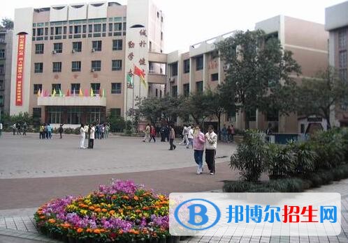 重慶市北部新區(qū)職業(yè)學(xué)校招生辦聯(lián)系電話