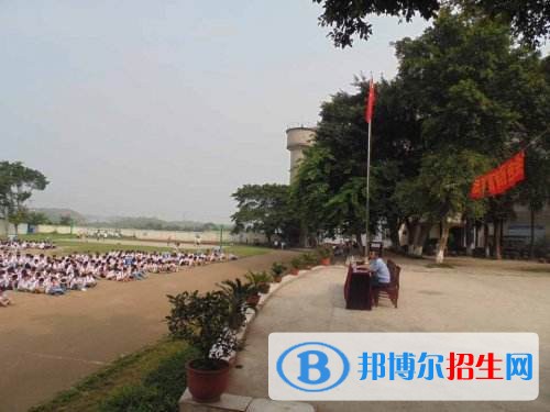瀘州鵬程中等職業(yè)學校2022年報名條件、招生要求、招生對象