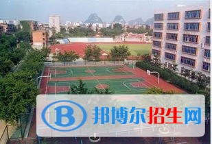巴中柳江職業(yè)技術學校1