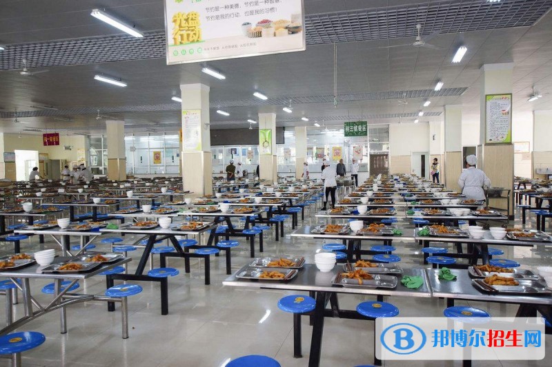 瀘州鵬程中等職業(yè)學校宿舍條件