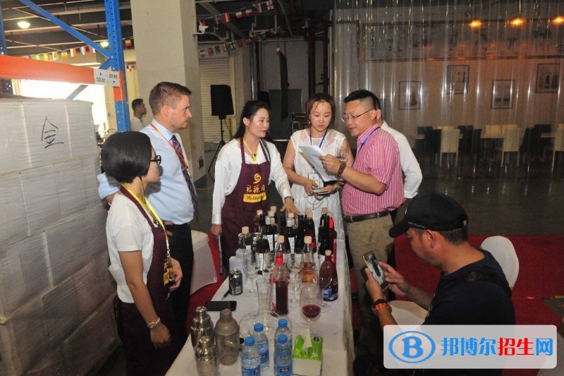  富順縣福源灝職業(yè)中學有哪些專業(yè)
