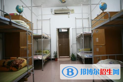 西疇縣職業(yè)高級中學(xué)宿舍條件