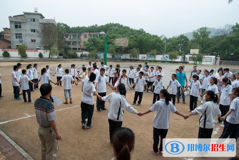 麻栗坡縣民族職業(yè)高級(jí)中學(xué)有哪些專業(yè)