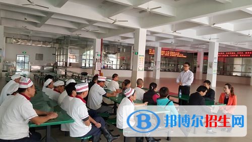 樂山第一職業(yè)高級(jí)中學(xué)宿舍條件