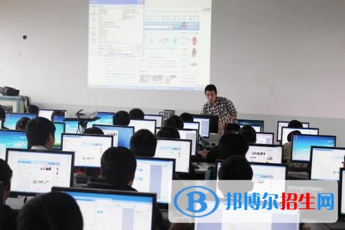 資中縣雙龍職業(yè)中學(xué)有哪些專業(yè)