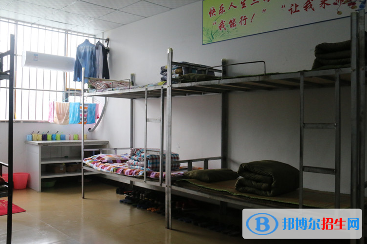 四川省達州鳳凰職業(yè)技術(shù)學(xué)校宿舍條件