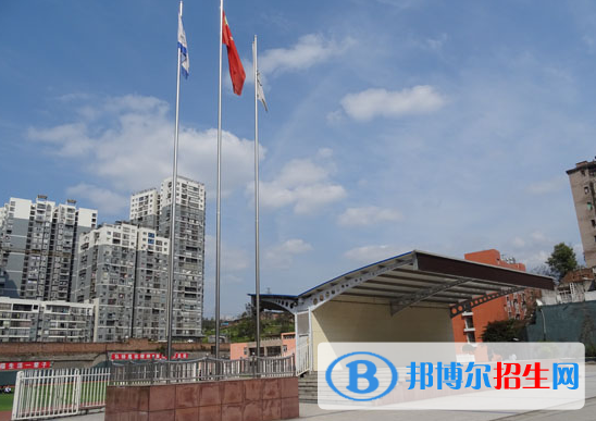 達州升華職業(yè)技術學校2018年招生錄取分數(shù)線
