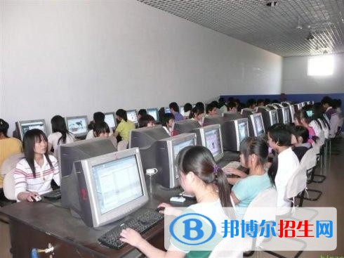 南充市第二職業(yè)中專學校網站網址