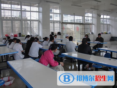 儀隴縣翔宇科技職業(yè)學校宿舍條件
