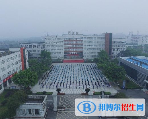 樂山市海棠職業(yè)學(xué)校2018年報名條件、招生對象