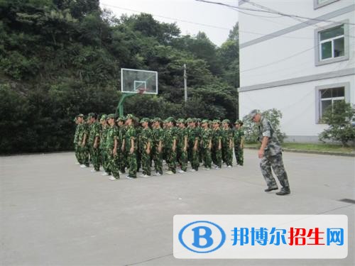 樂山市金盾職業(yè)學(xué)校2018年報(bào)名條件、招生對象