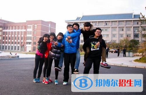 陜西省印刷技工學(xué)校2018年報(bào)名條件、招生對(duì)象