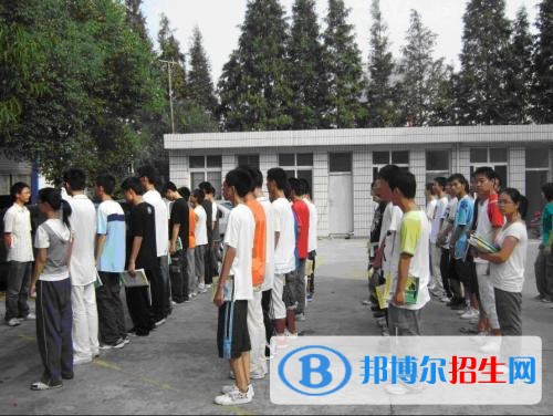 陜西省高教系統(tǒng)職業(yè)中等專業(yè)學(xué)校2018年報(bào)名條件、招生對(duì)象