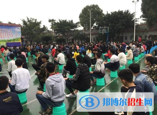 樂(lè)山市陽(yáng)光中等職業(yè)技術(shù)學(xué)校2018年報(bào)名條件、招生對(duì)象