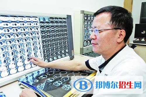 石家莊新華中等專業(yè)學校醫(yī)學有哪些專業(yè)