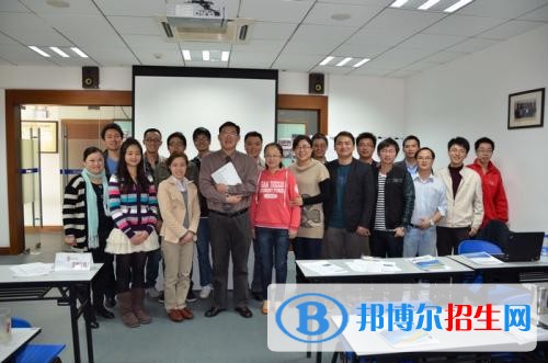 石家莊華電科技中等專業(yè)學校2018年報名條件、招生對象