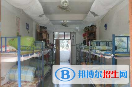 石家莊華強(qiáng)鐵路工程中等專(zhuān)業(yè)學(xué)校宿舍條件