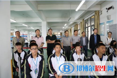 石家莊華強鐵路工程中等專業(yè)學校招生辦聯(lián)系電話