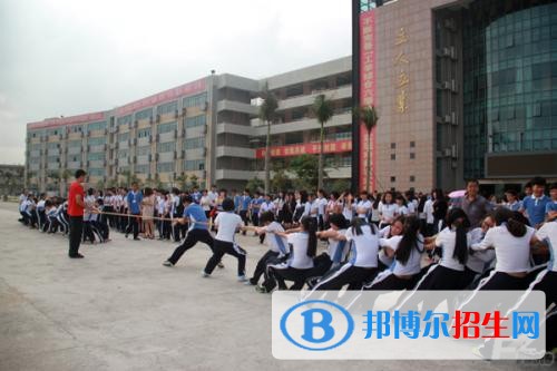 靈壽縣職業(yè)技術教育中心2018年報名條件、招生對象