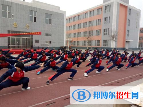 晉州職業(yè)技術(shù)中學(xué)2018年報(bào)名條件、招生對象