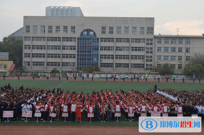 承德體育運(yùn)動(dòng)學(xué)校招生辦聯(lián)系電話(huà)