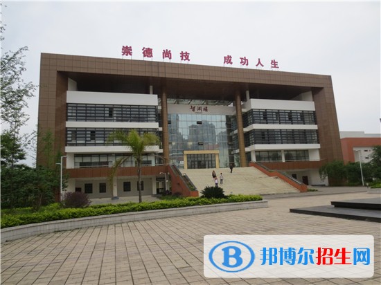 長治第二職業(yè)高級中學2021年有哪些專業(yè)