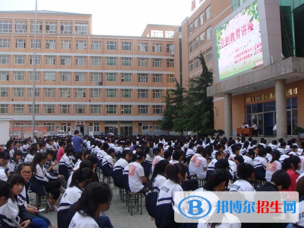 長(zhǎng)治第二職業(yè)高級(jí)中學(xué)招生辦聯(lián)系電話(huà)