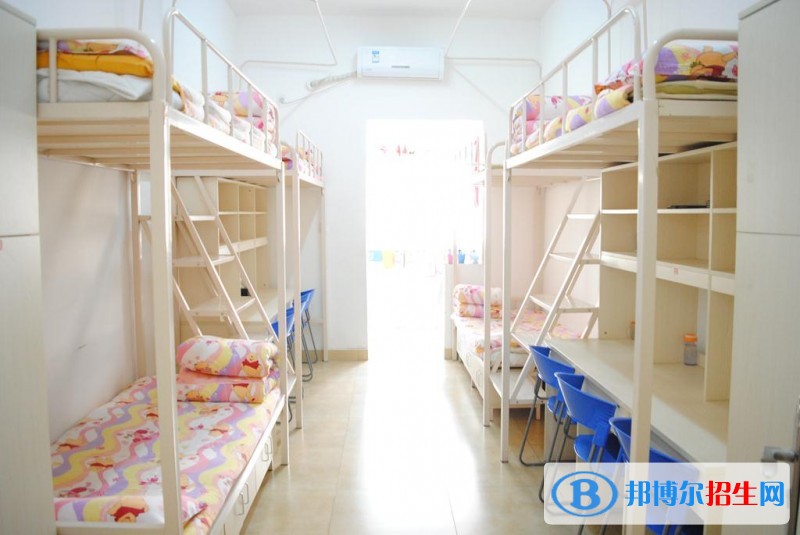 長治第一職業(yè)高級中學住宿條件