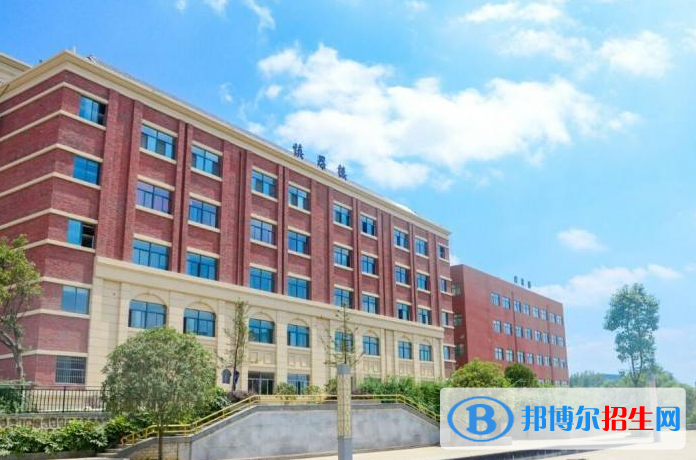 貴州工商職業(yè)學(xué)院單招報名時間