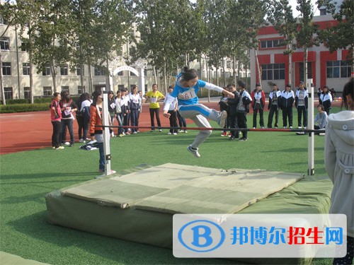 煙臺信息工程學(xué)校2018年報(bào)名條件、招生對象