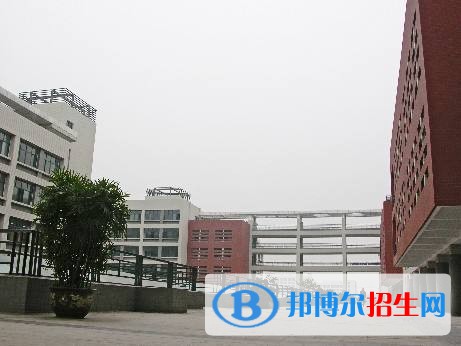 重慶電子工程職業(yè)學(xué)院?jiǎn)握谐煽?jī)查詢時(shí)間