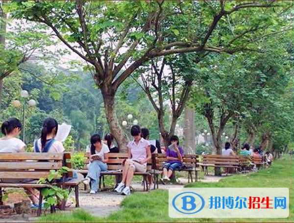 山東科技專修學(xué)院2018年報(bào)名條件、招生對(duì)象