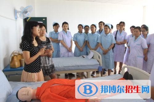 重慶初中上什么中專學校好