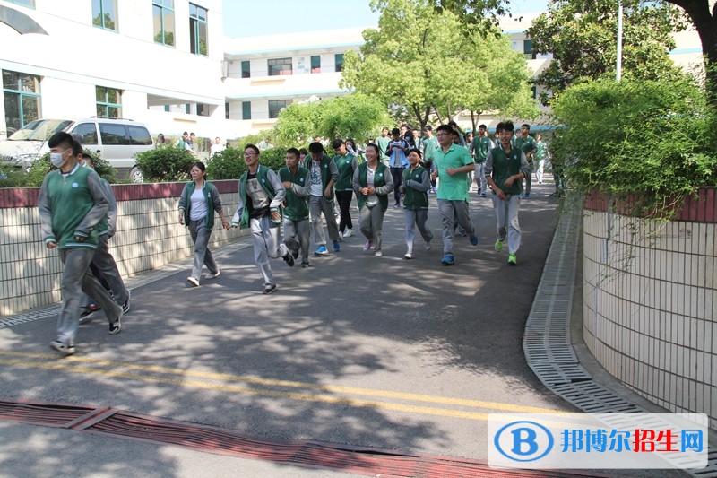南京新港職業(yè)學校有哪些專業(yè)