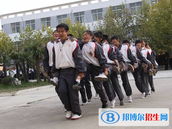 江蘇銅山張集職業(yè)高級(jí)中學(xué)2018年報(bào)名條件、招生對象