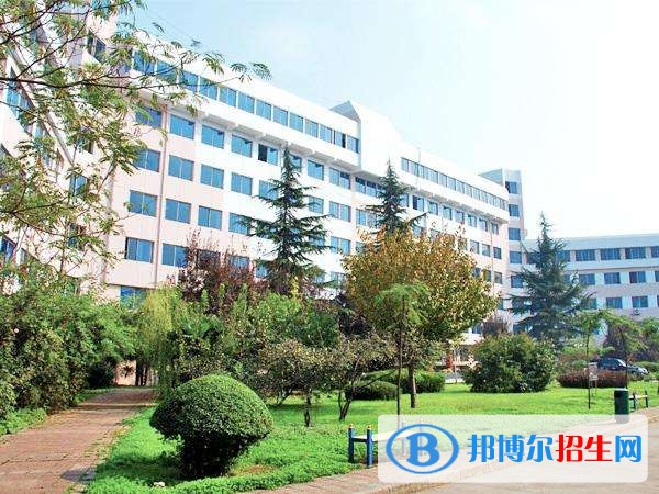 西安培華學(xué)院?jiǎn)握泻?jiǎn)章