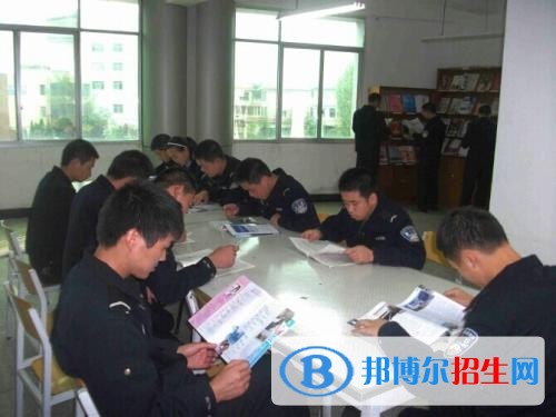 貴陽(yáng)讀中專學(xué)校要高中畢業(yè)證嗎