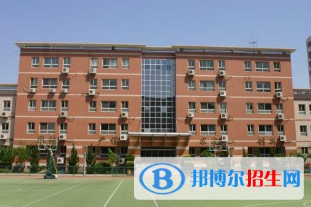 云南高中畢業(yè)可以上中專學(xué)校嗎